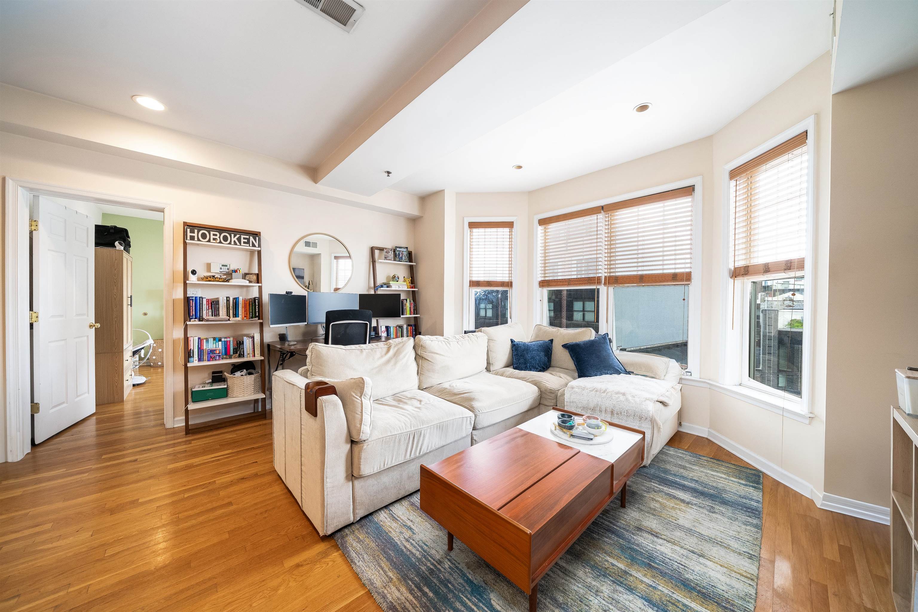 704 CLINTON ST Unit: 5D