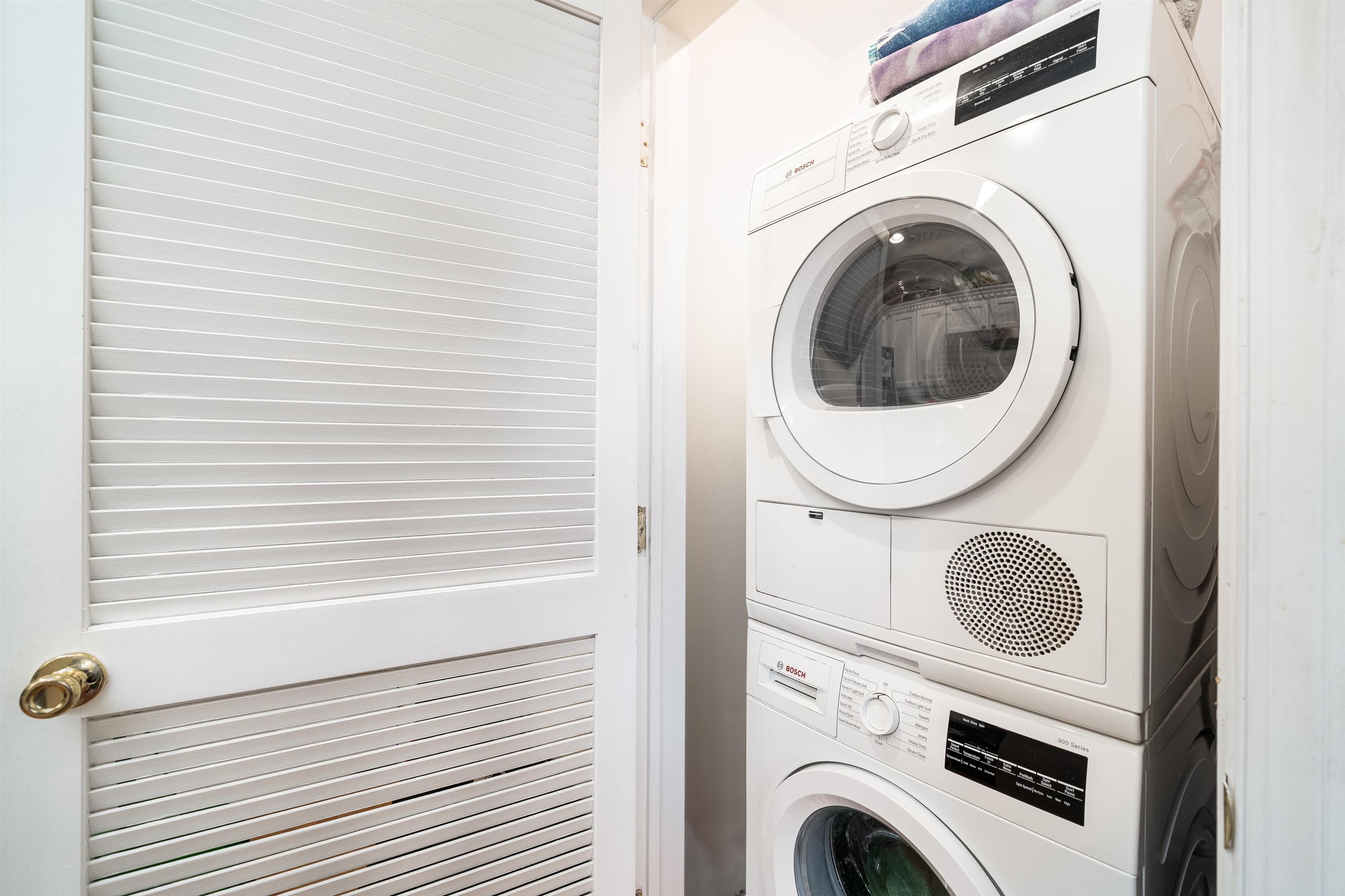 704 CLINTON ST Unit: 5D