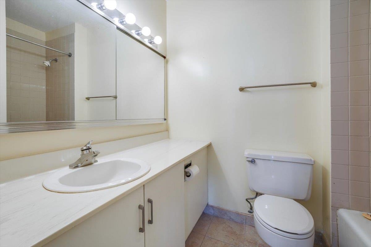 7002 BLVD EAST Unit: 6H