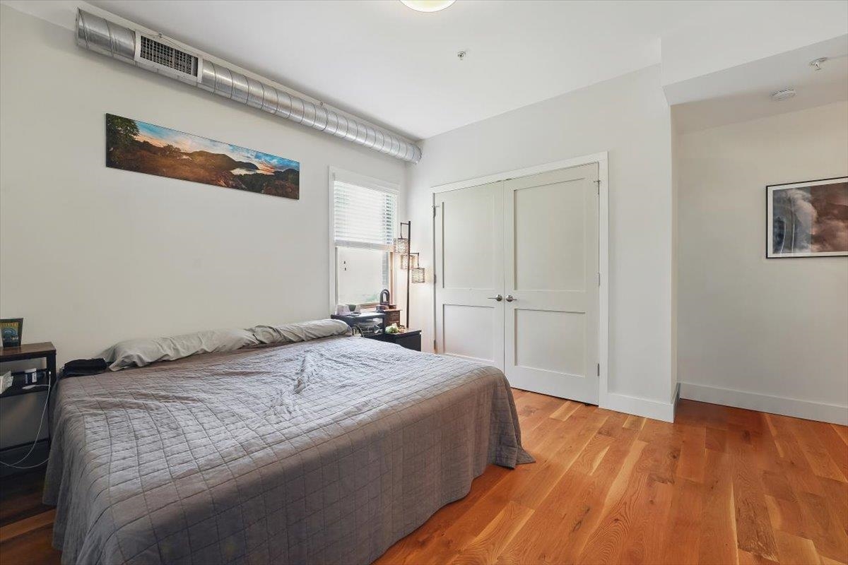 390 1ST ST Unit: 2
