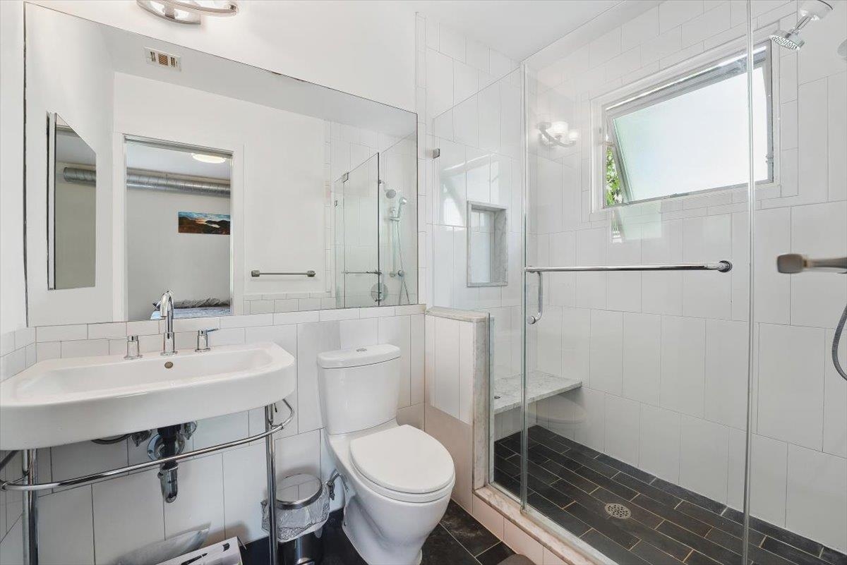 390 1ST ST Unit: 2