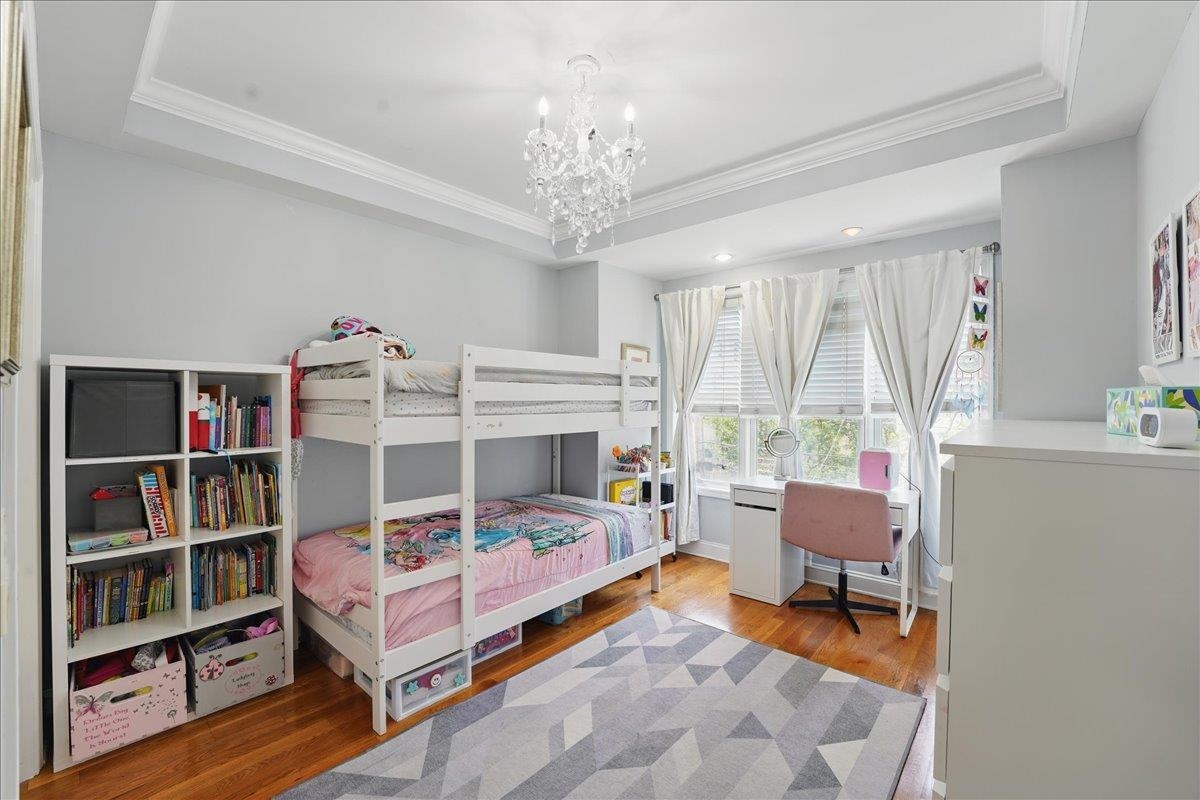 211 MADISON ST Unit: 3