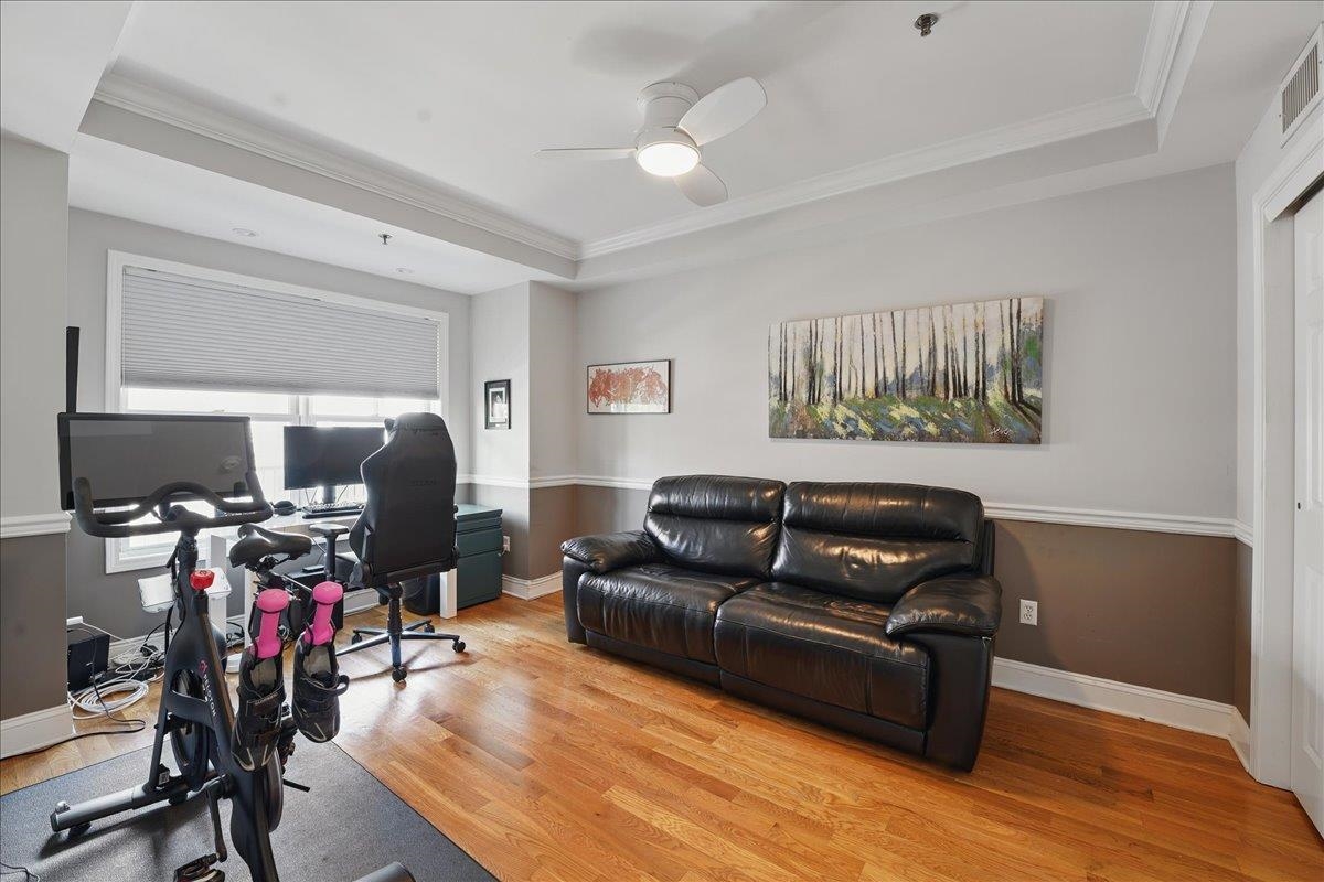 211 MADISON ST Unit: 3