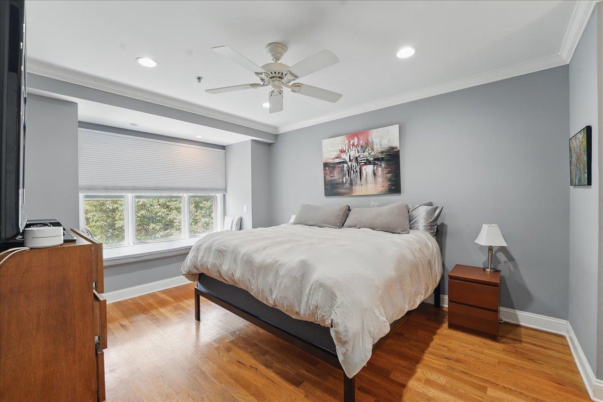211 MADISON ST Unit: 3