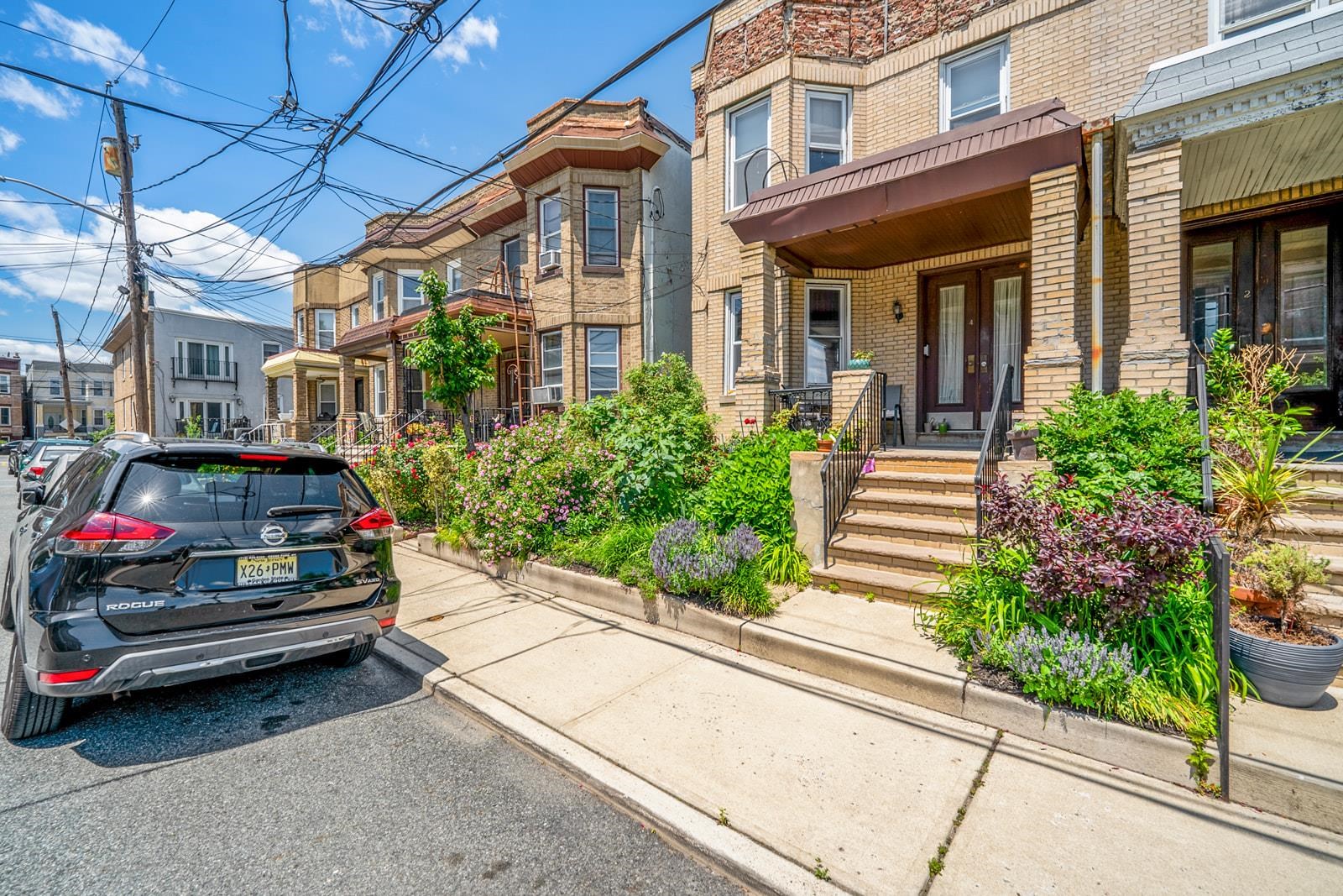 4 LINCOLN PL Unit: 2F