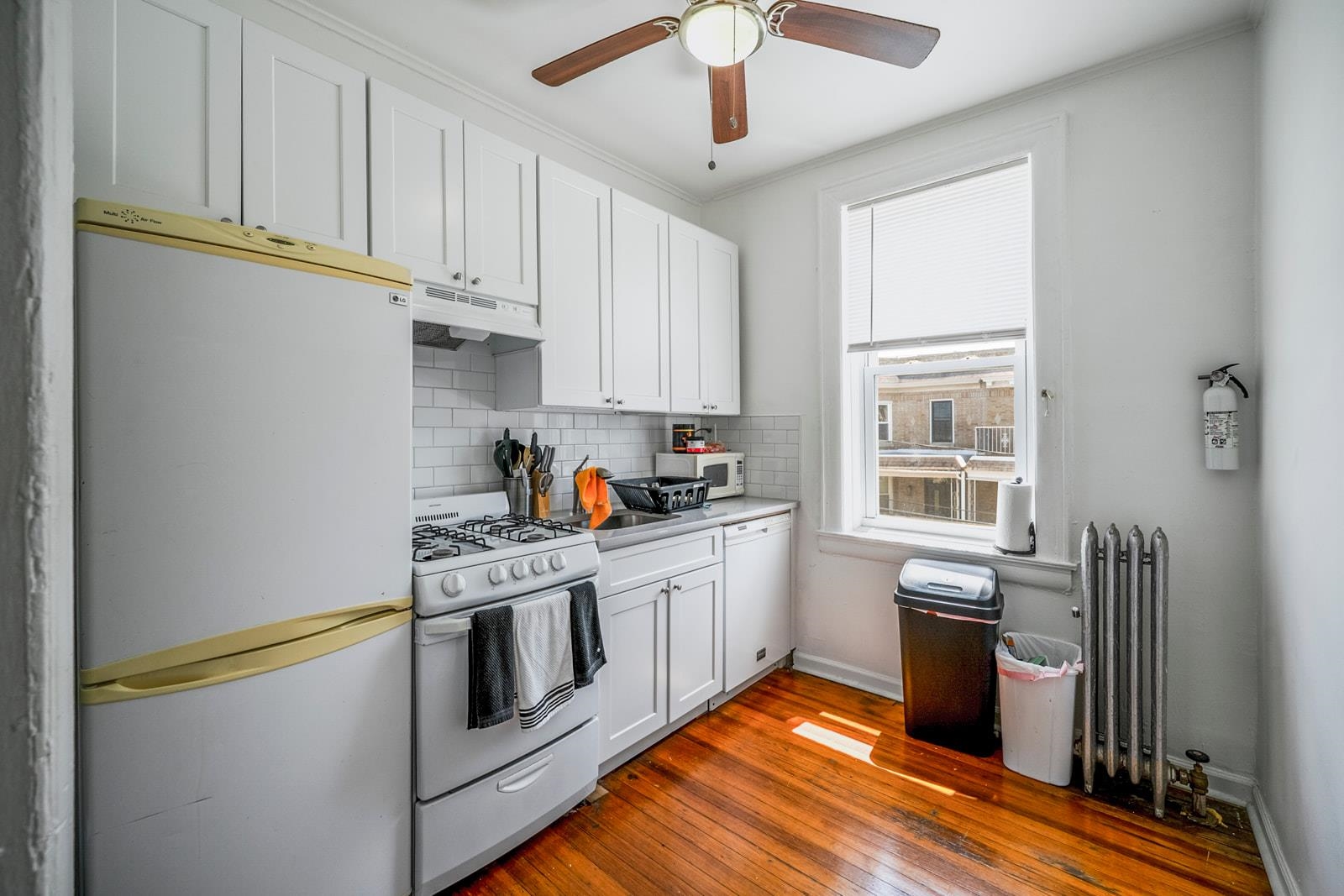 4 LINCOLN PL Unit: 2F