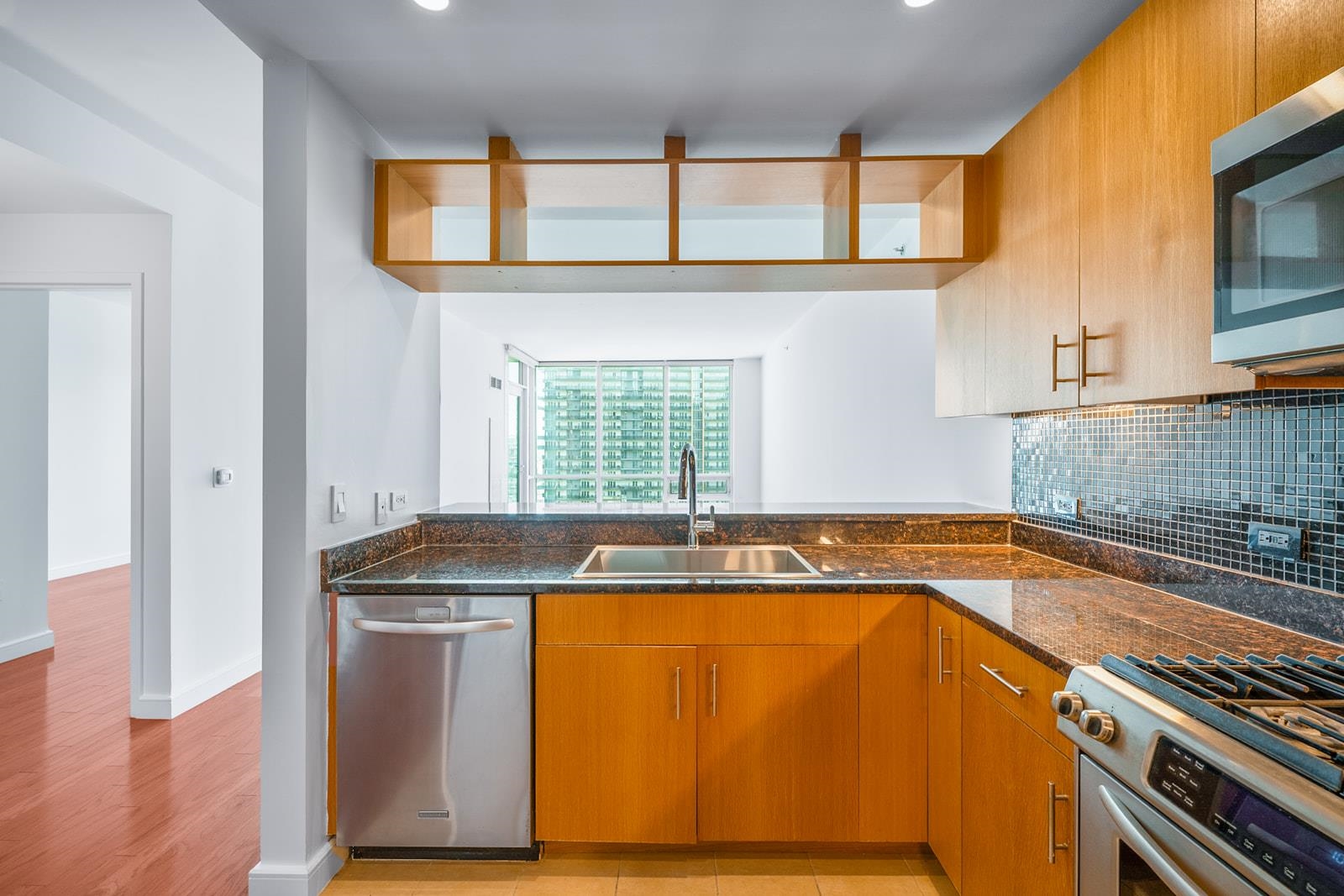 1 SHORE LANE Unit: 1903