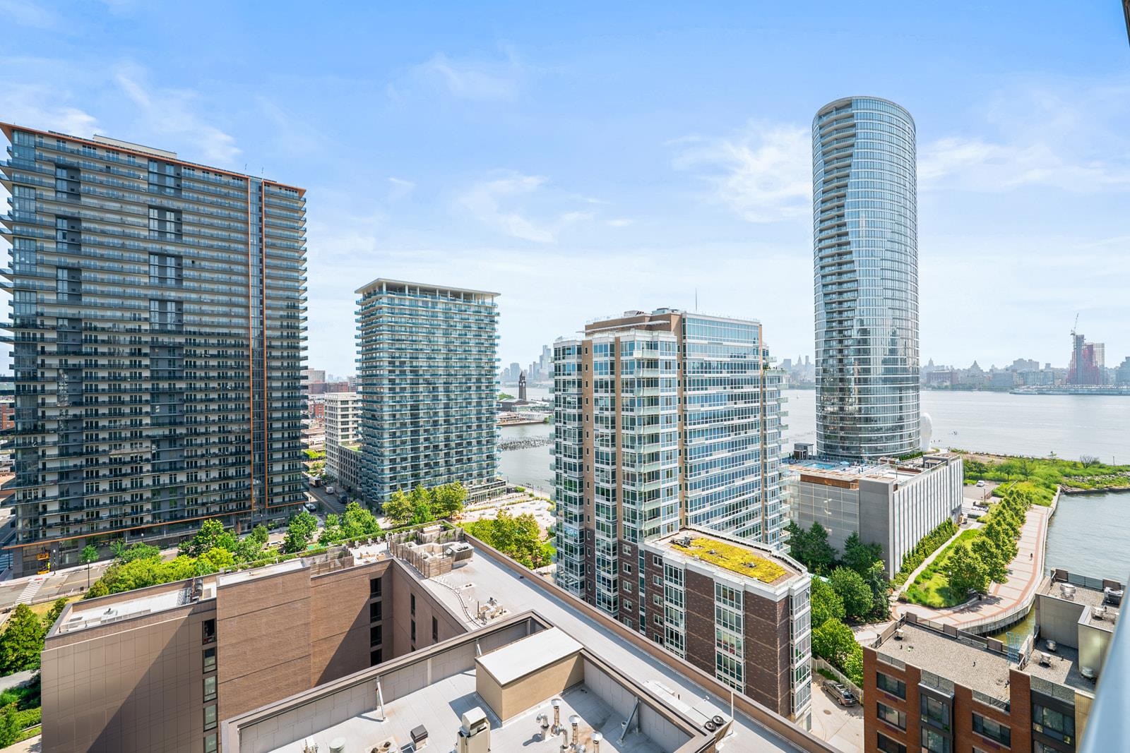 1 SHORE LANE Unit: 1903