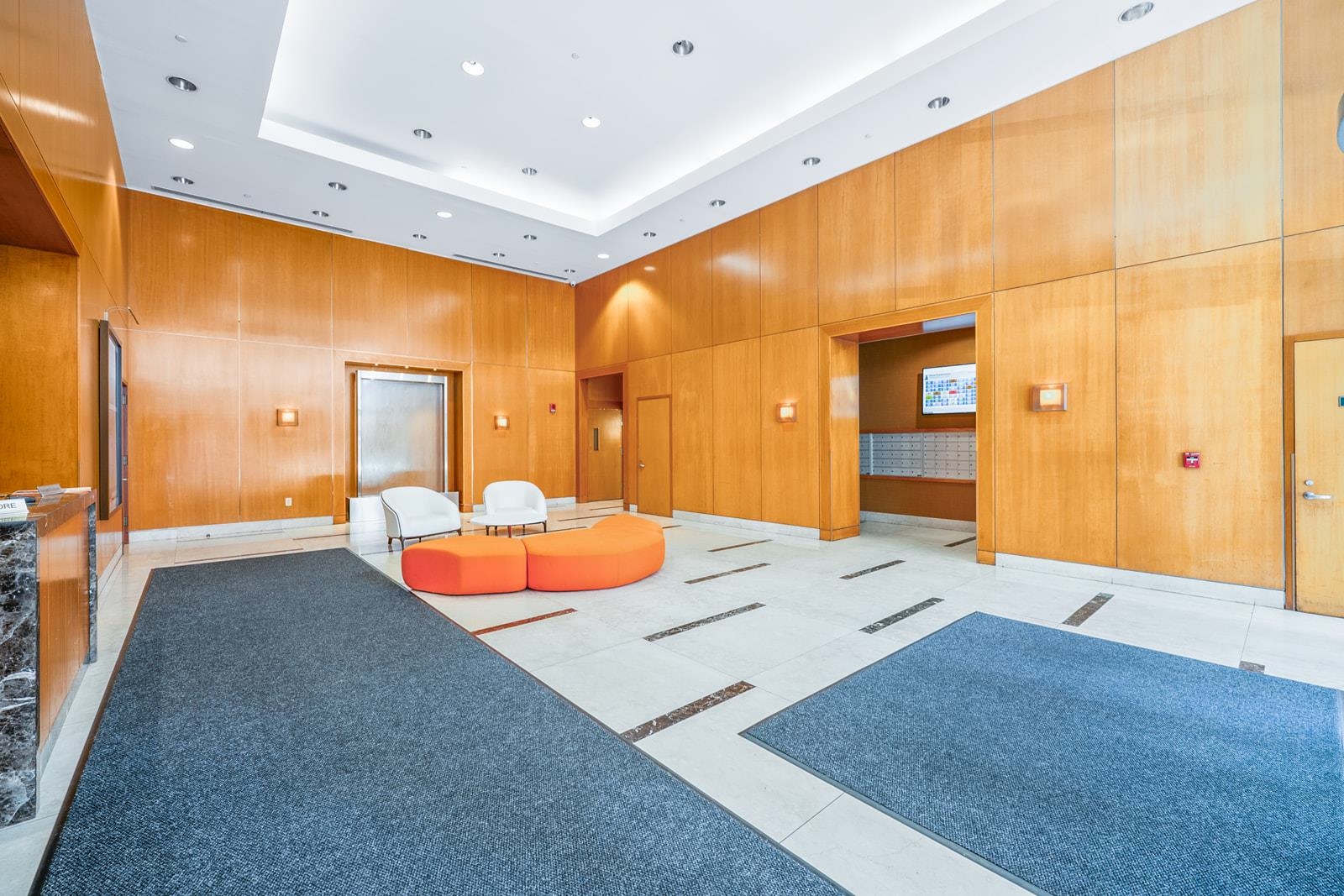 1 SHORE LANE Unit: 1903