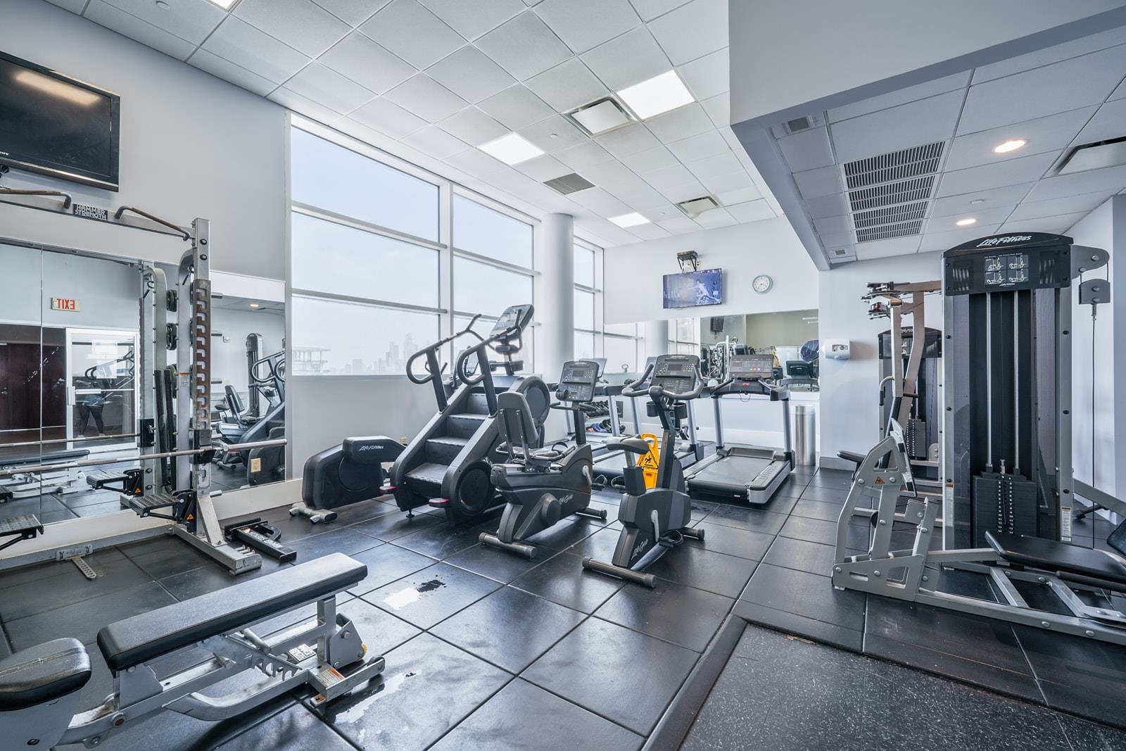 1 SHORE LANE Unit: 1903