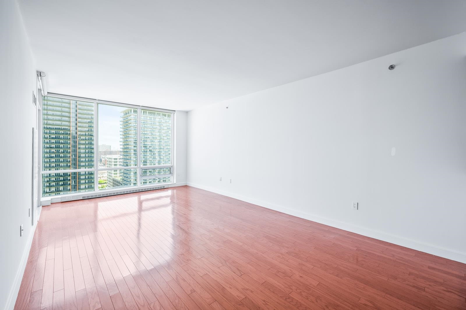 1 SHORE LANE Unit: 1903