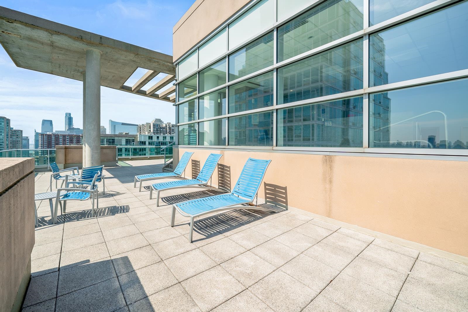 1 SHORE LANE Unit: 1903