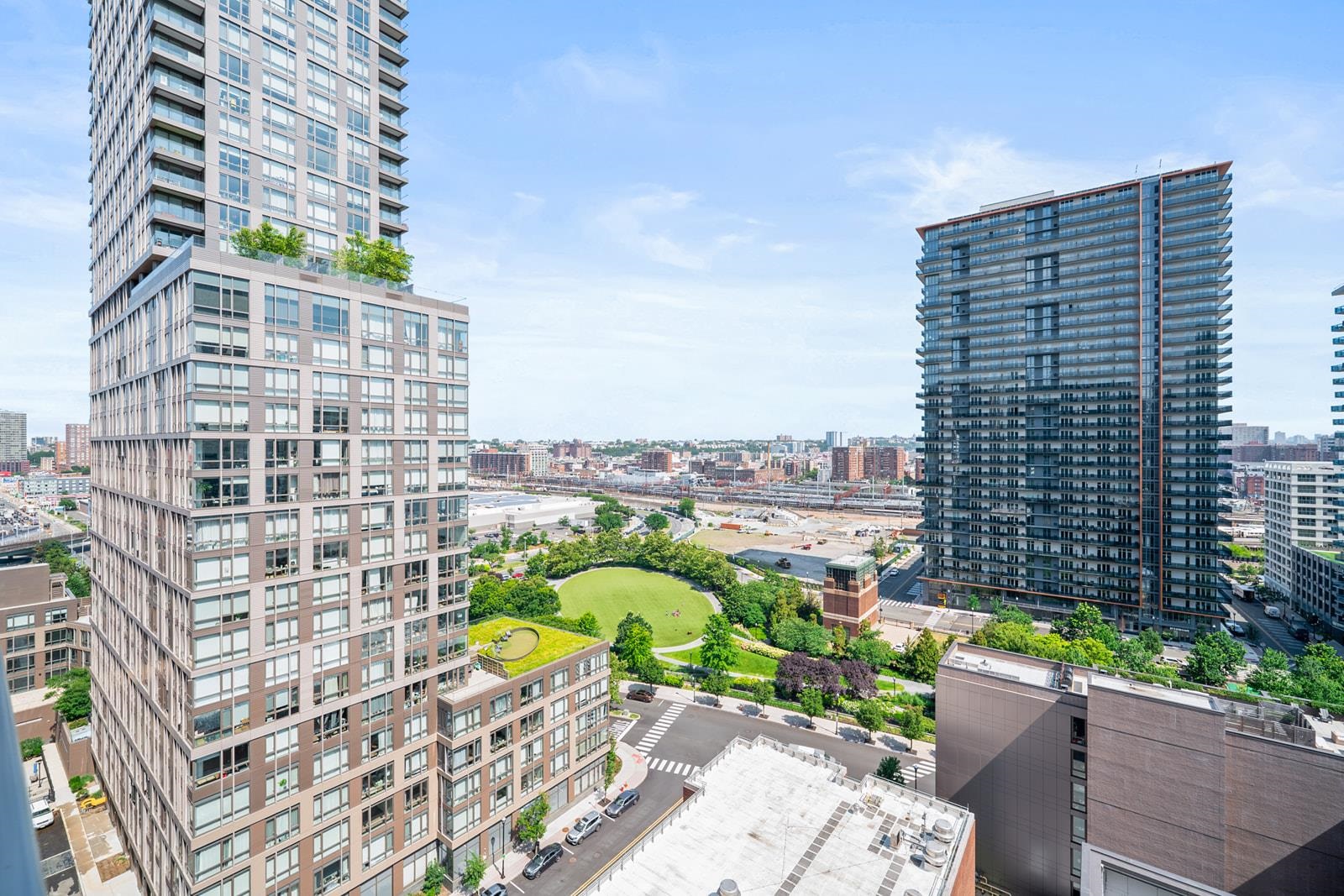 1 SHORE LANE Unit: 1903