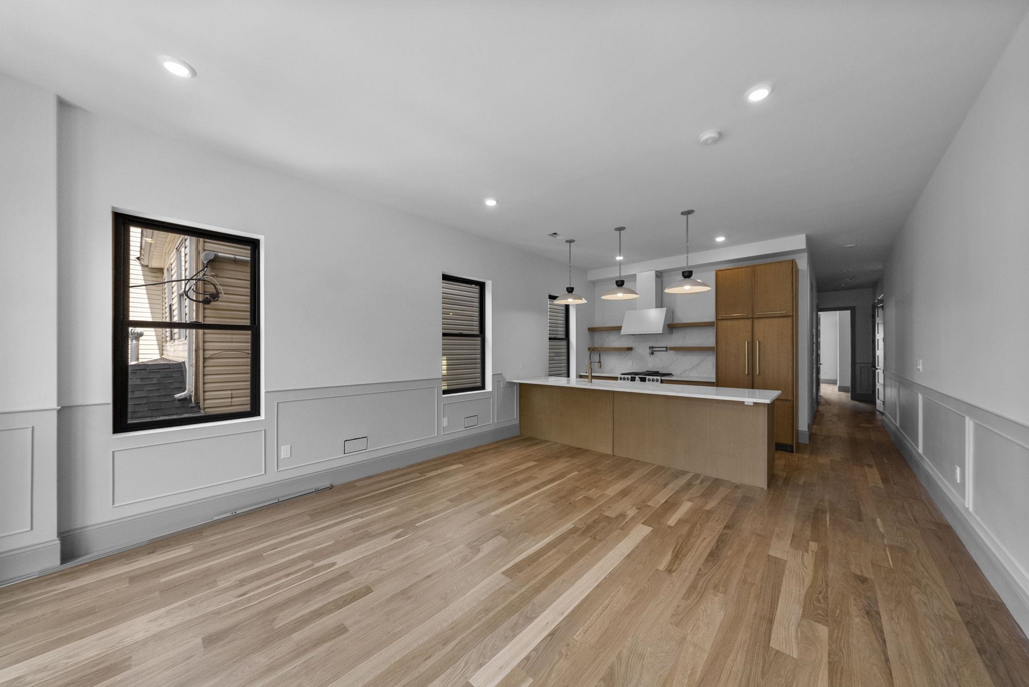 166 NEW YORK AVE