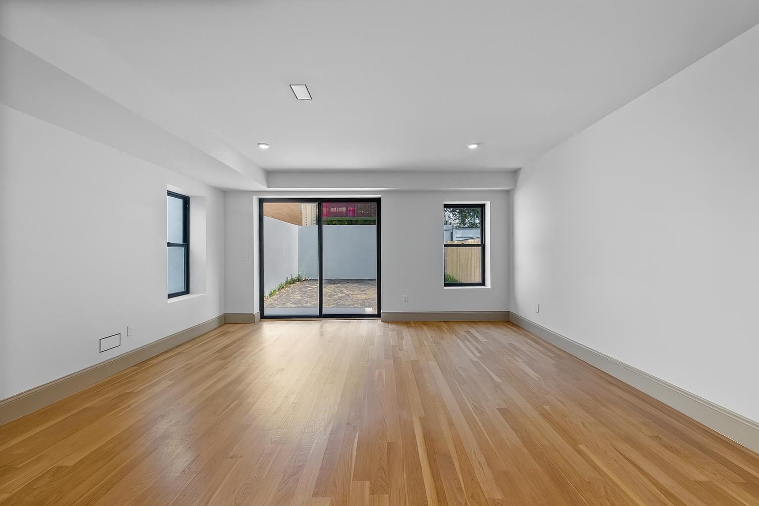 166 NEW YORK AVE