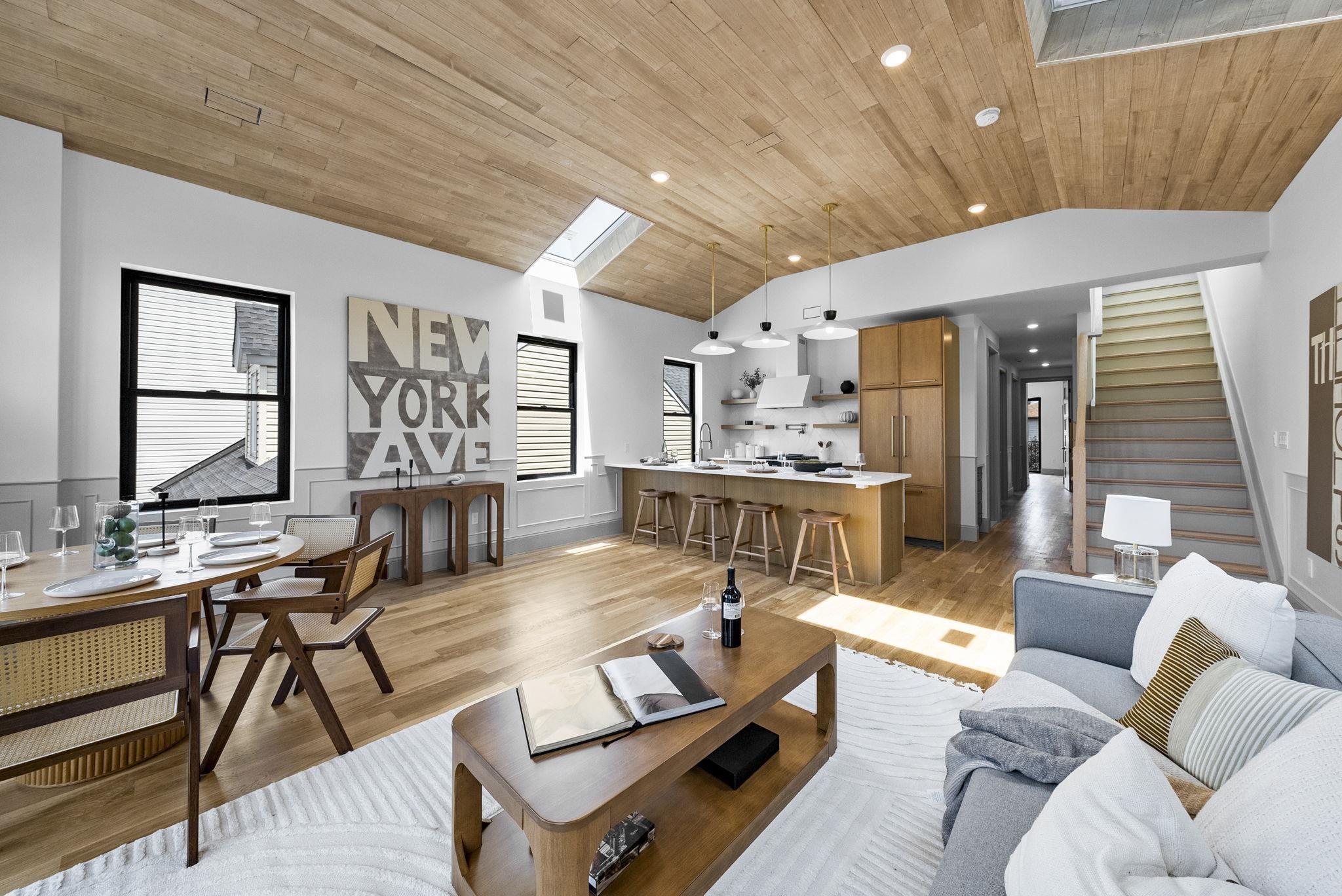 166 NEW YORK AVE