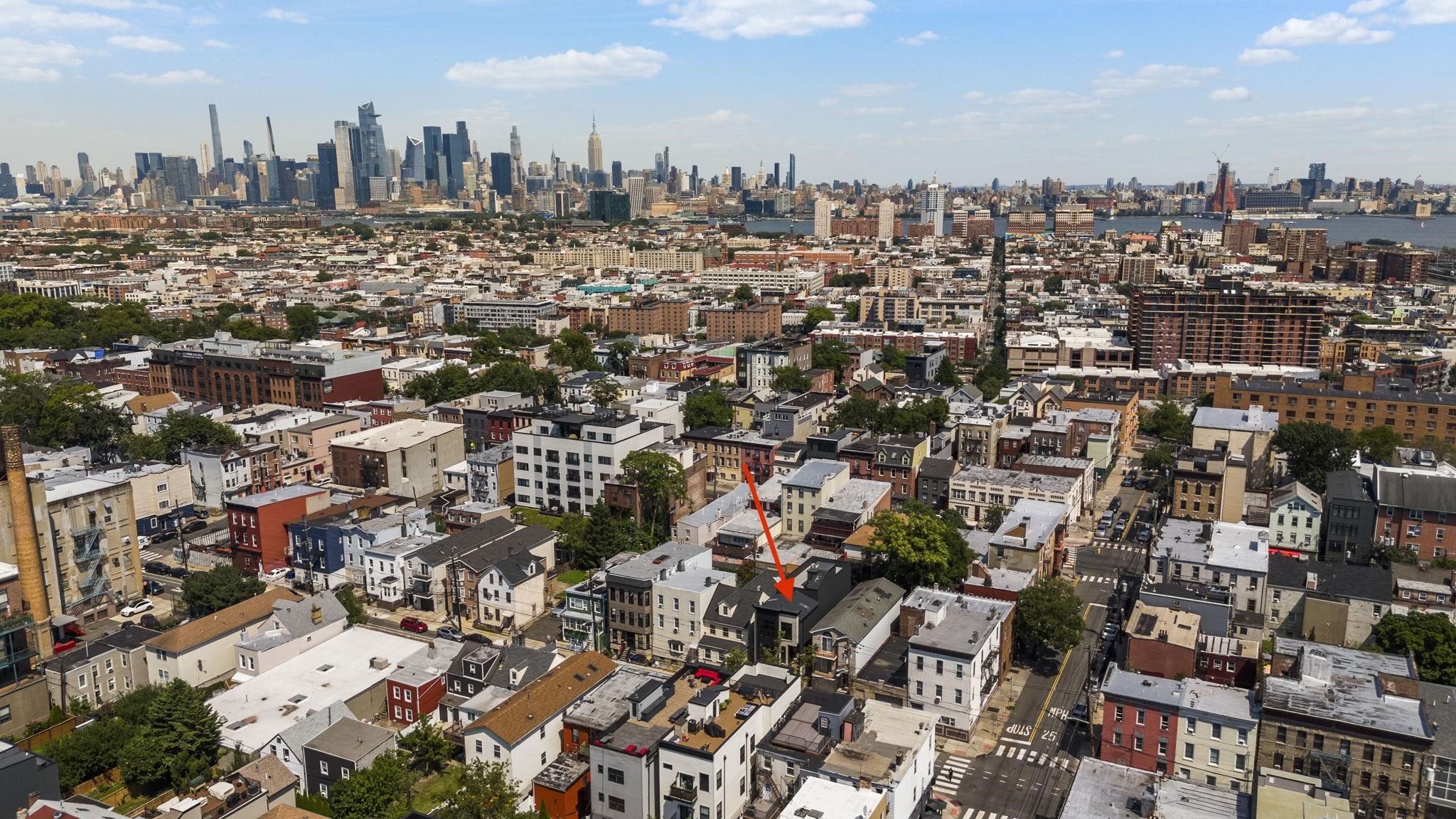166 NEW YORK AVE Unit: 2