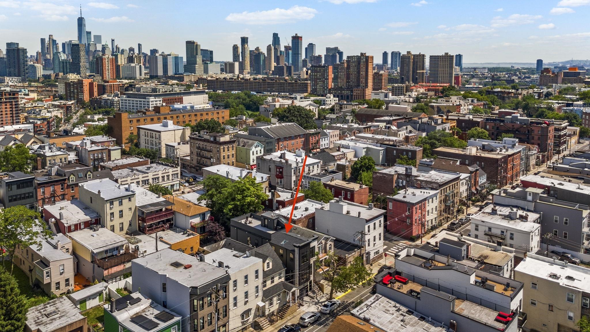 166 NEW YORK AVE Unit: 2