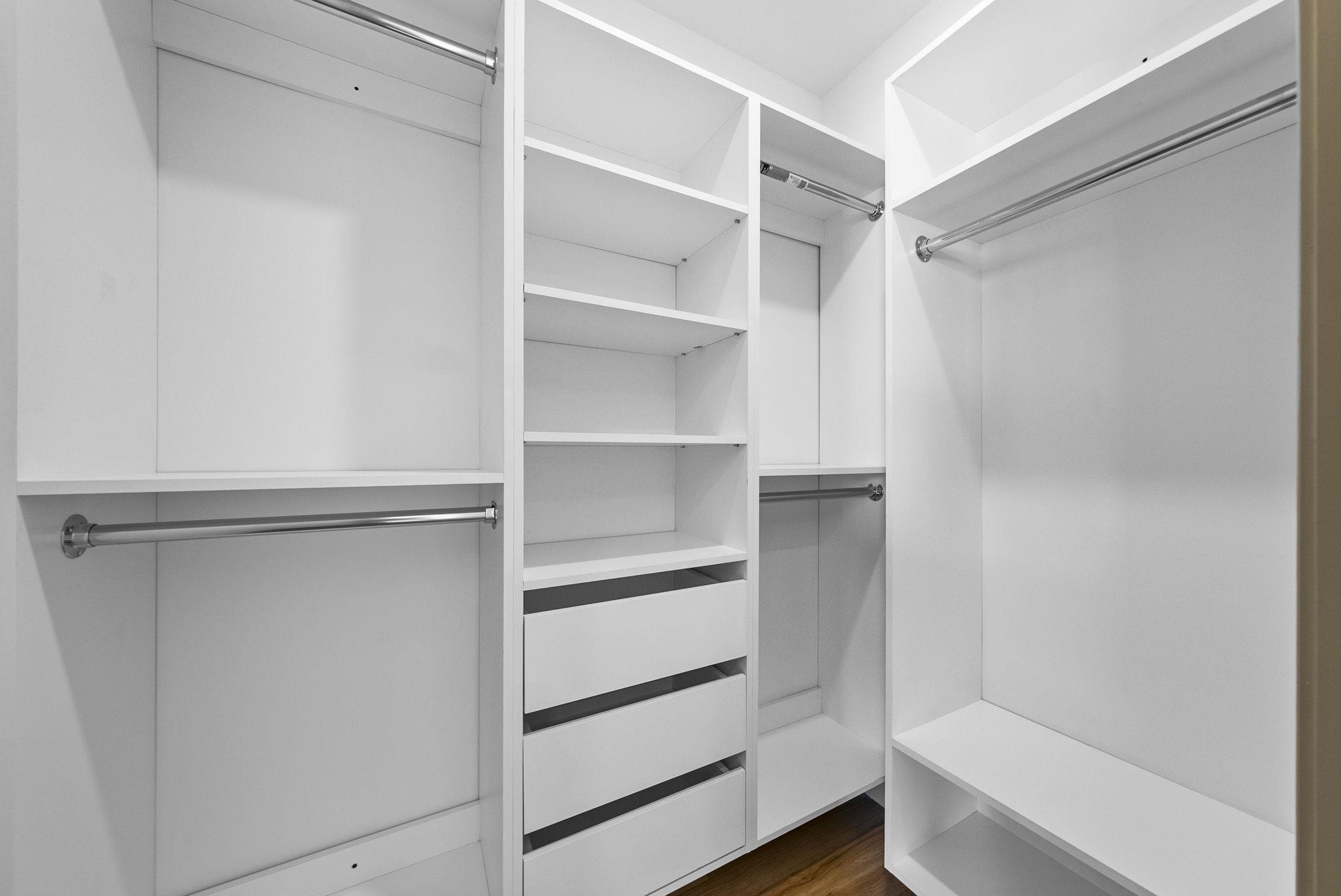 166 NEW YORK AVE Unit: 2