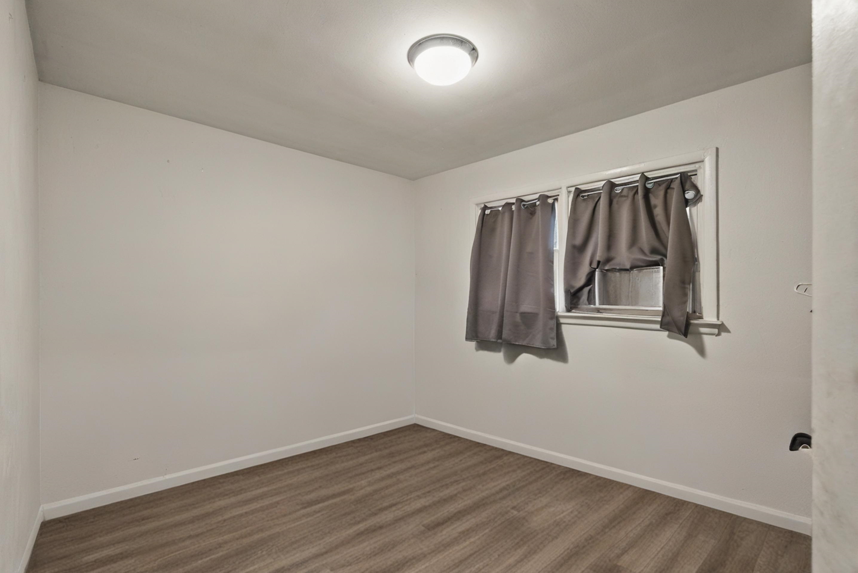 246 SIP AVE Unit: 1F