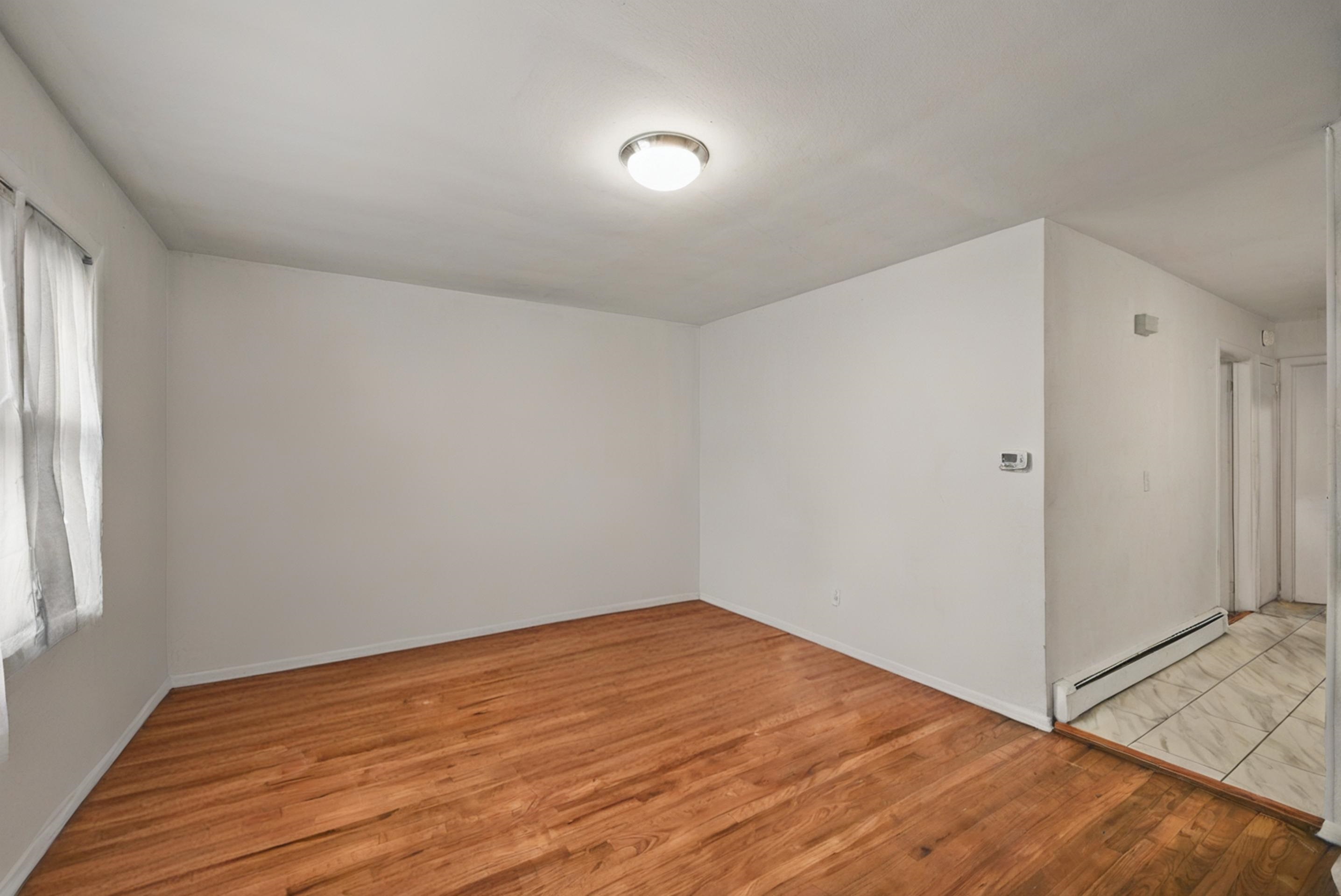 246 SIP AVE Unit: 1F