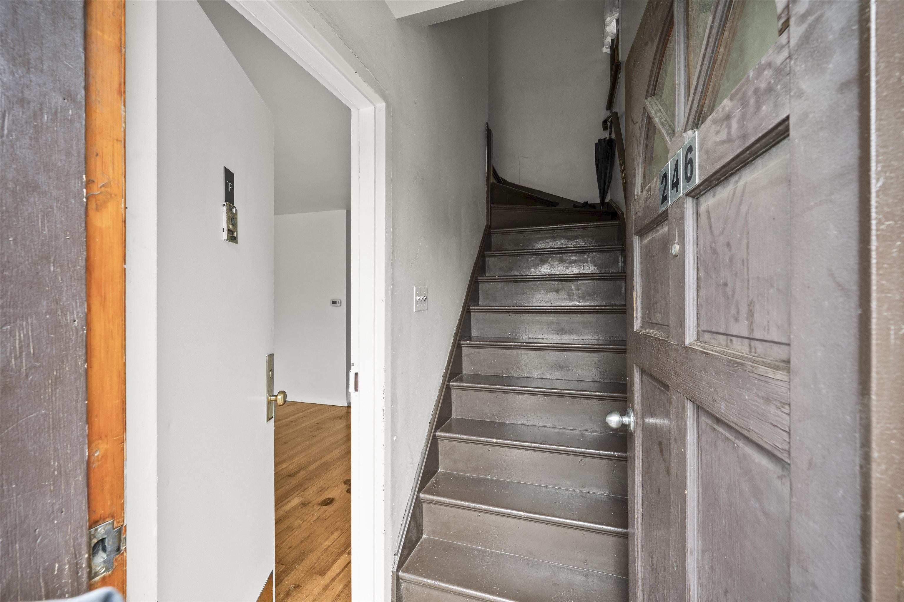 246 SIP AVE Unit: 1F