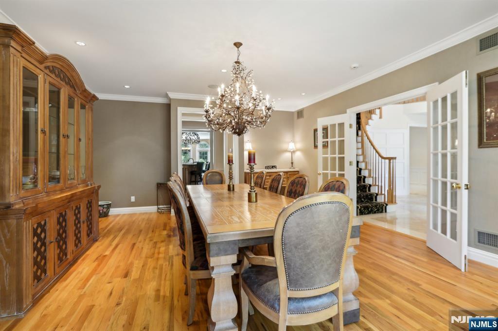 6 Primrose Court