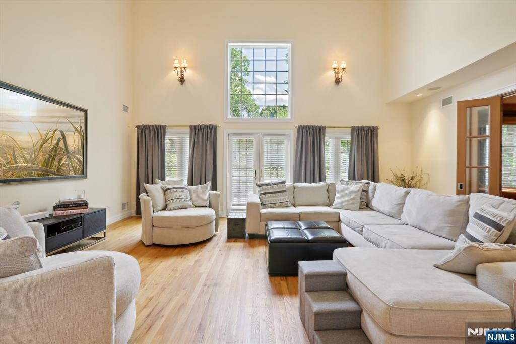 6 Primrose Court