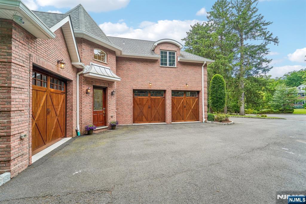 6 Primrose Court