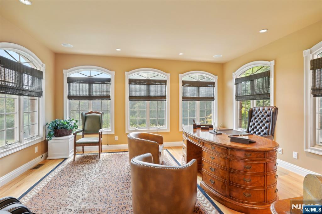 6 Primrose Court