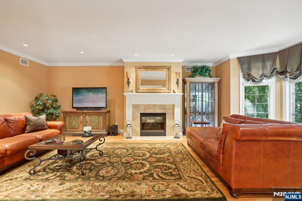 6 Primrose Court