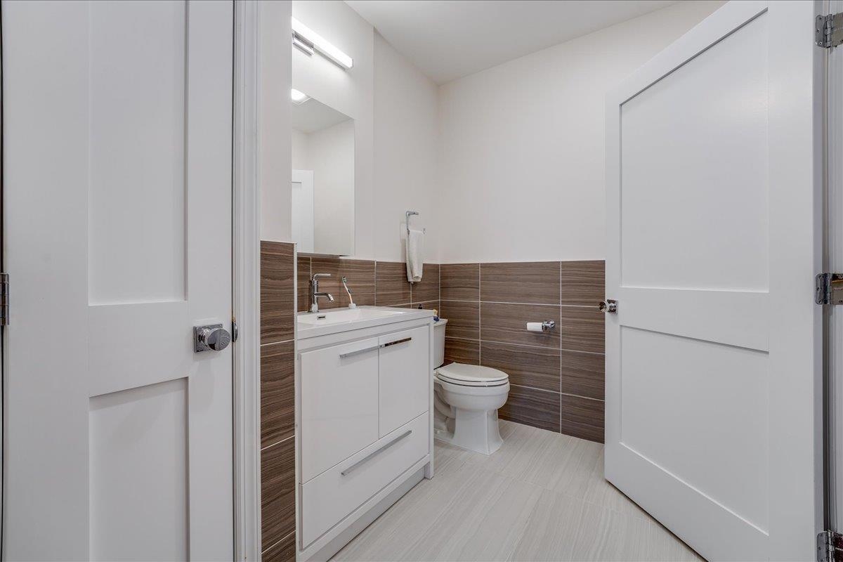 26 AVENUE AT PORT IMPERIAL Unit: 213
