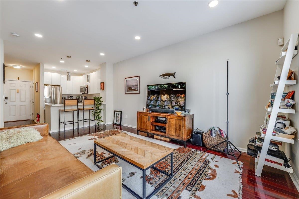 26 AVENUE AT PORT IMPERIAL Unit: 213