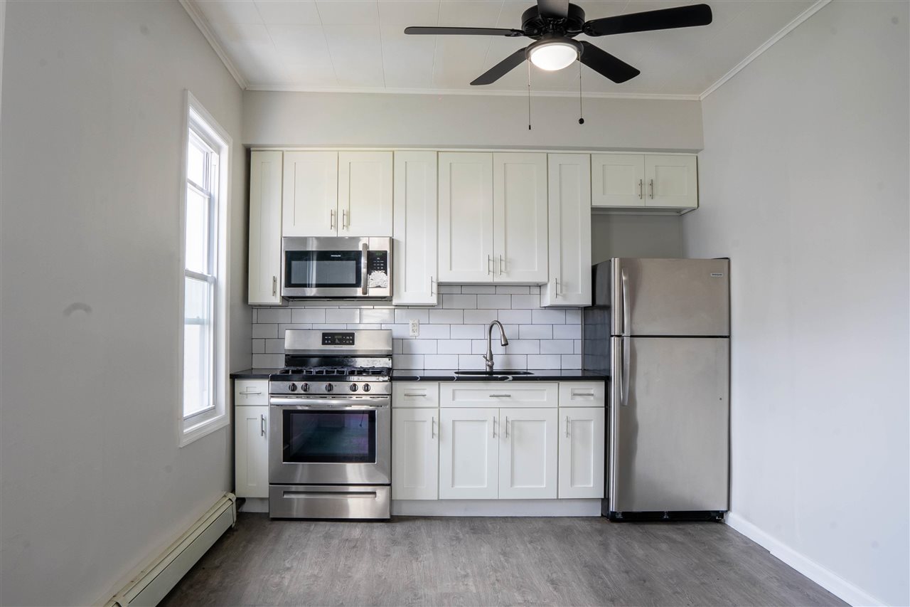 426 13TH ST Unit: 2