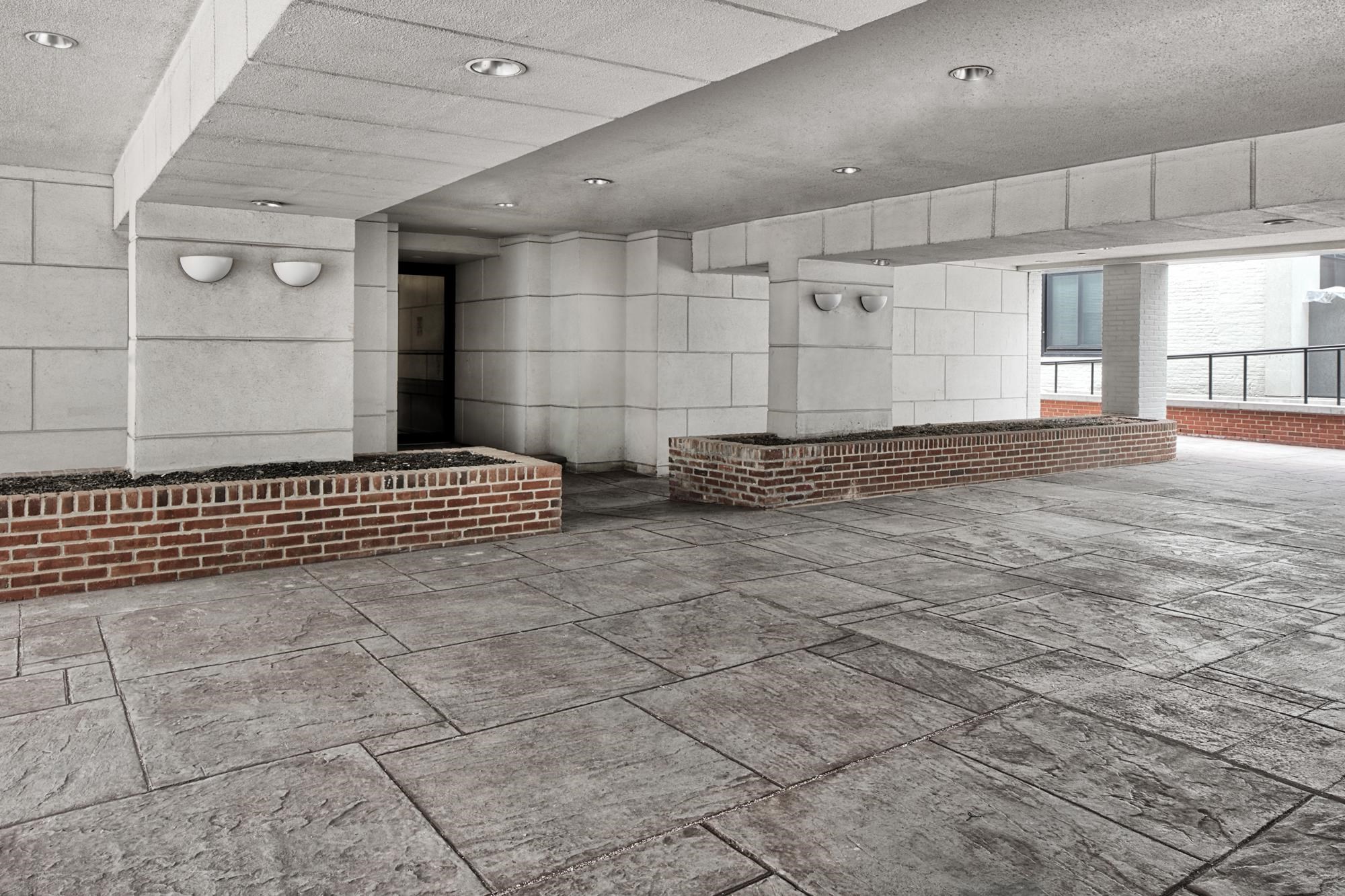 518-530 GREGORY AVE Unit: #B201