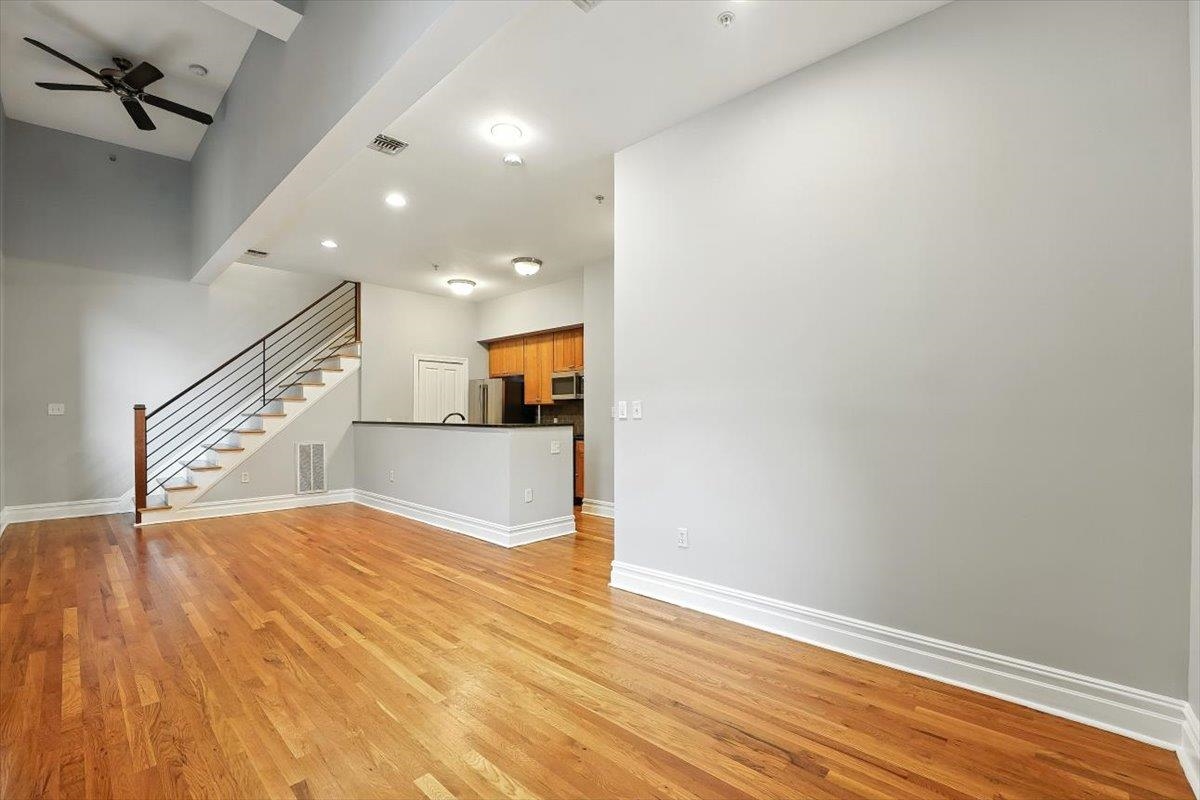 9 COLES ST Unit: 4