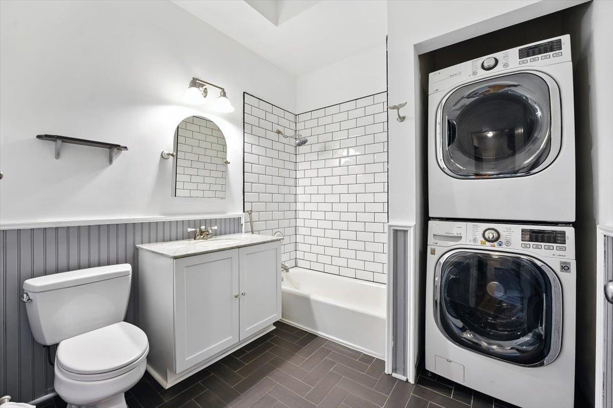 9 COLES ST Unit: 4