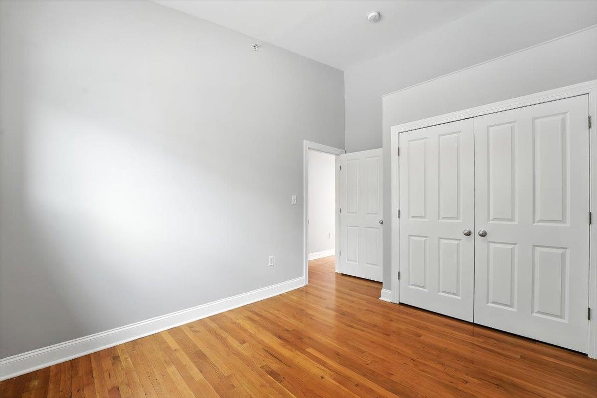 9 COLES ST Unit: 4