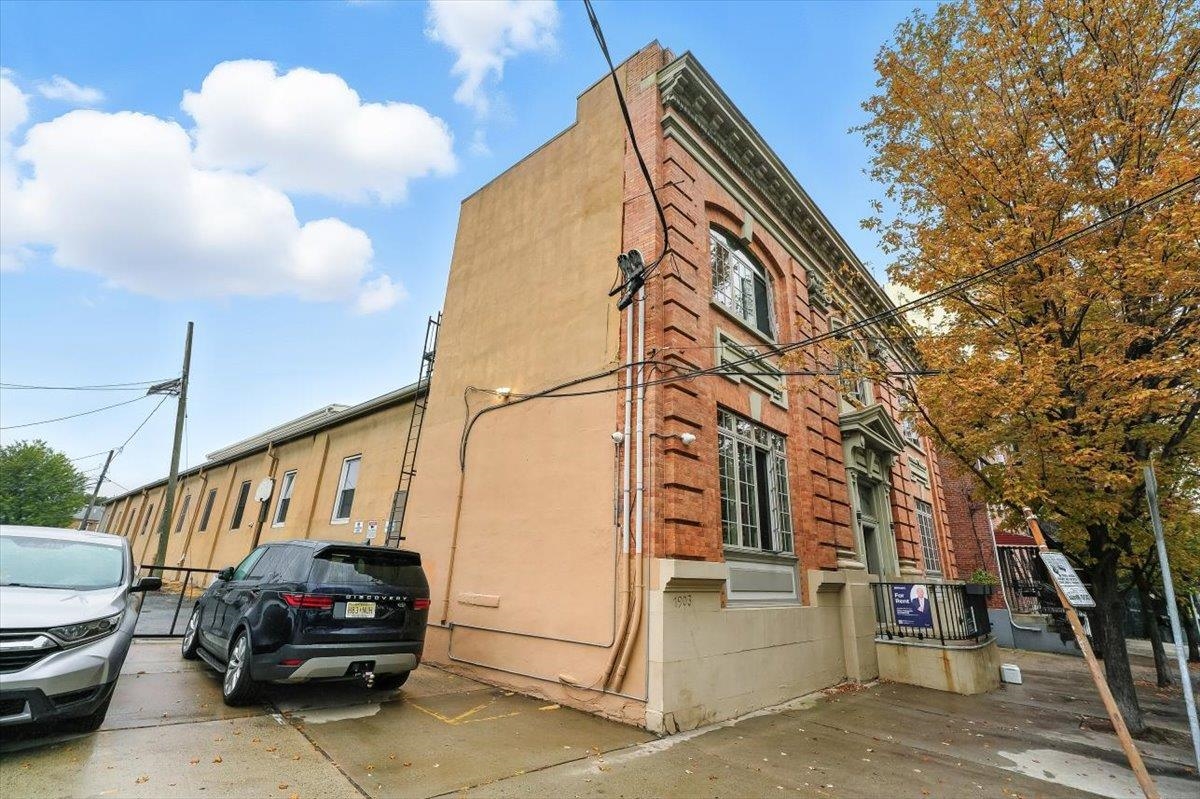 9 COLES ST Unit: 4