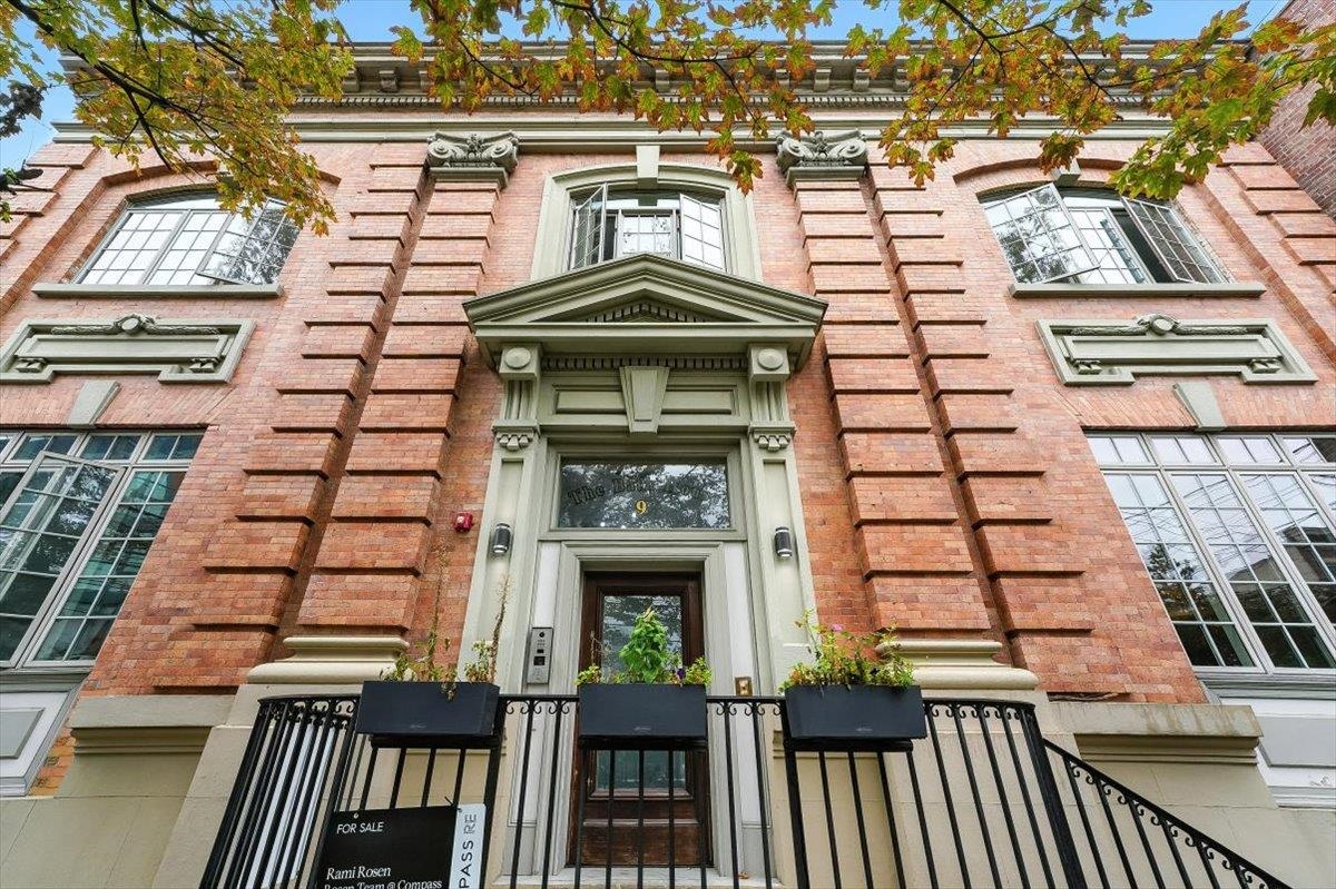 9 COLES ST Unit: 4