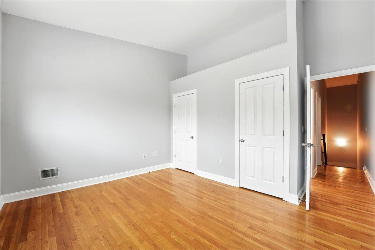 9 COLES ST Unit: 4
