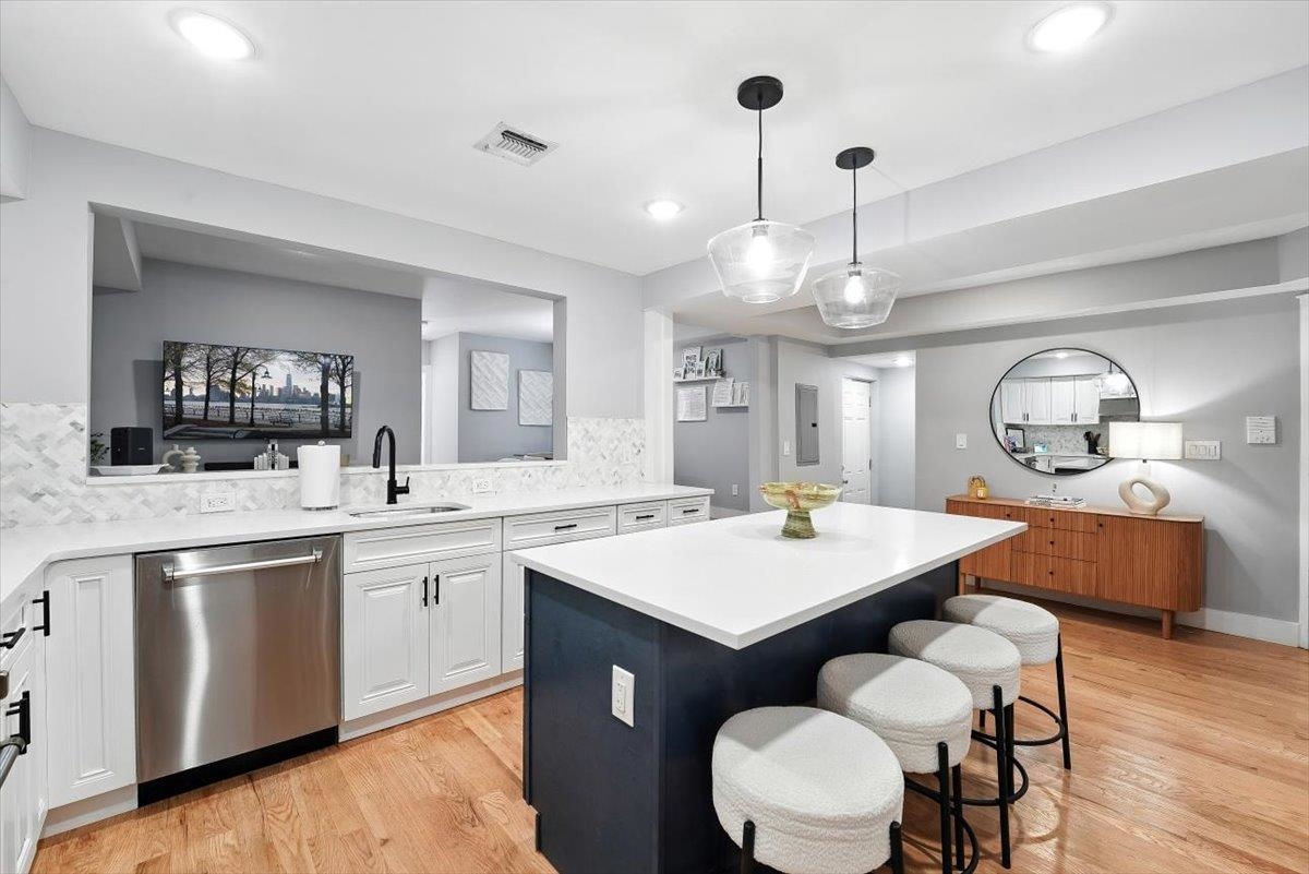 413 JEFFERSON ST Unit: 1