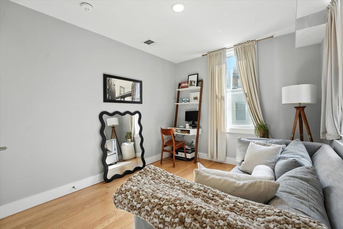 413 JEFFERSON ST Unit: 1