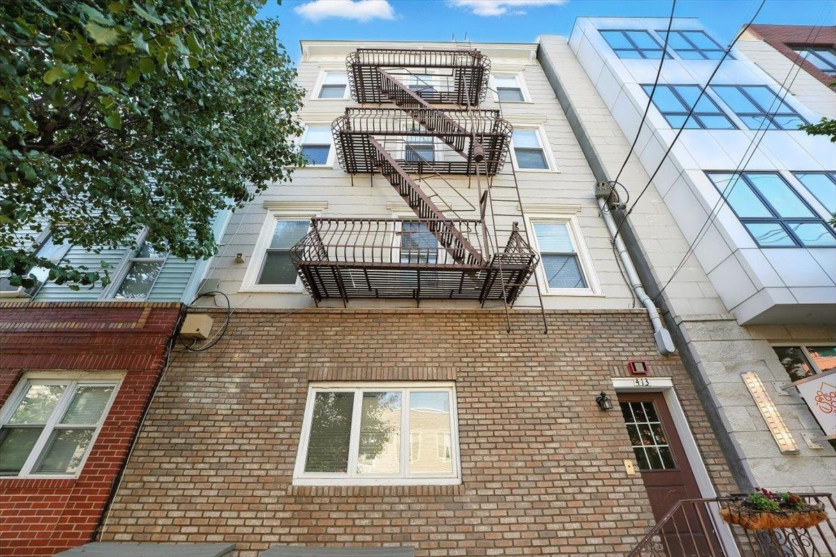 413 JEFFERSON ST Unit: 1