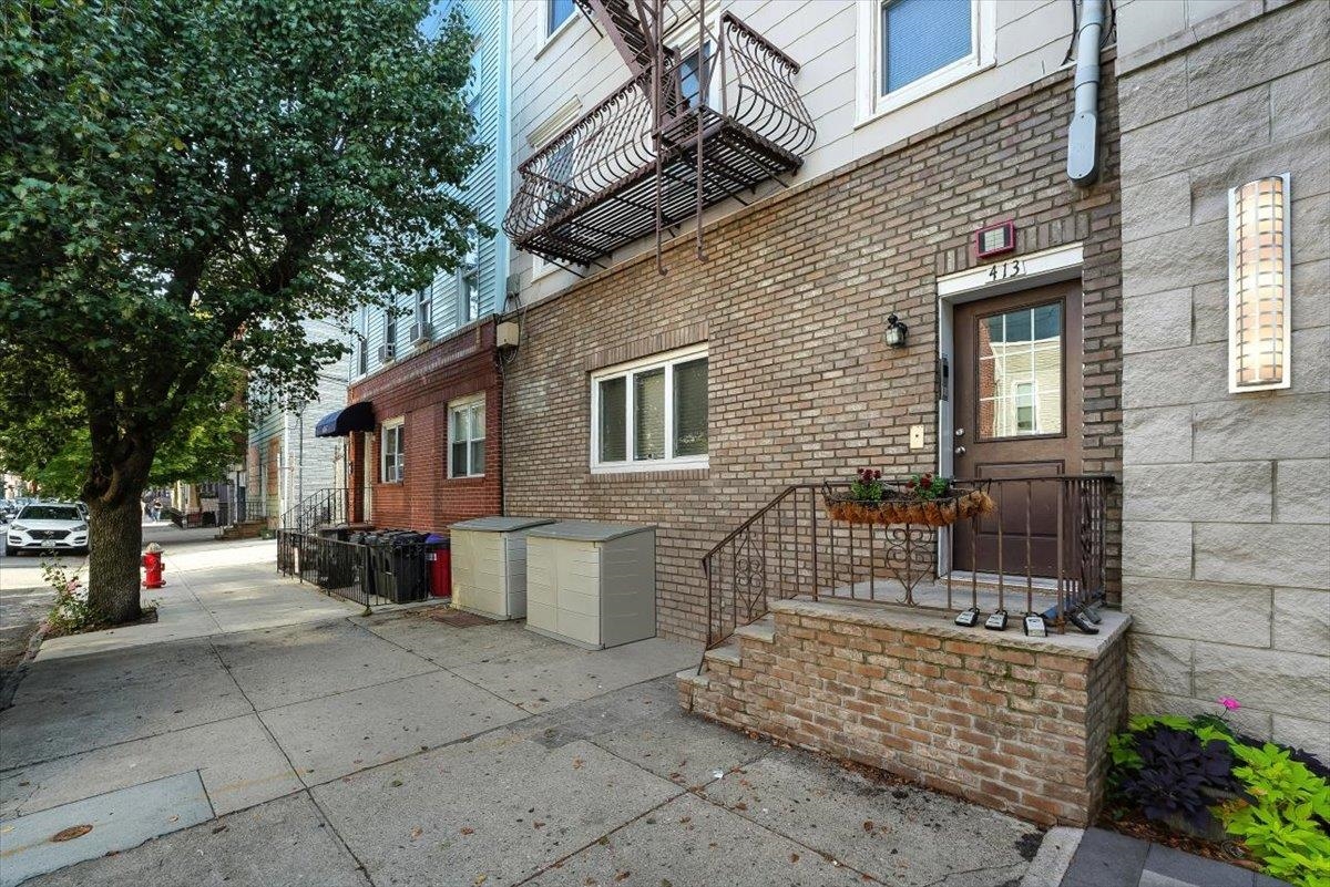 413 JEFFERSON ST Unit: 1