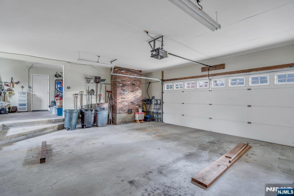 108 Knickerbocker Avenue