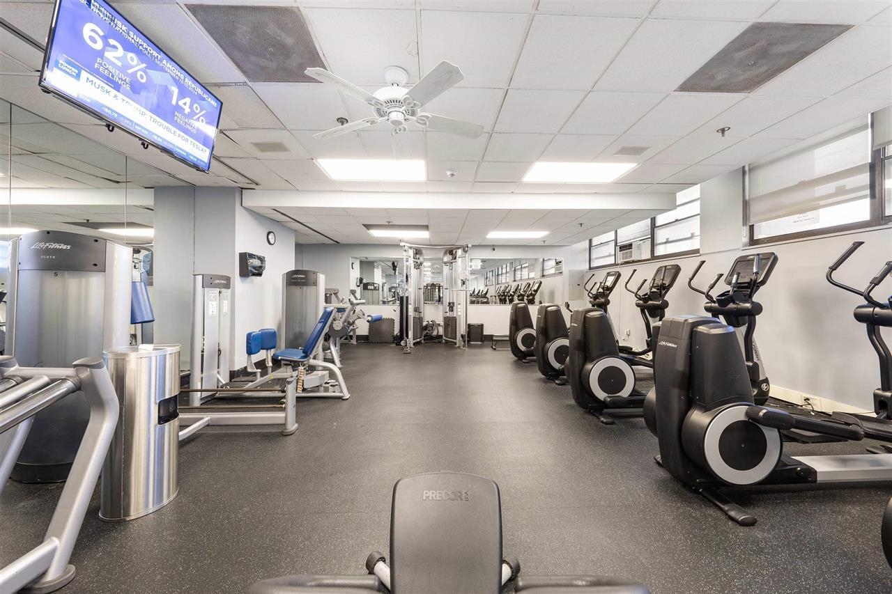 7002 BLVD EAST Unit: 22A