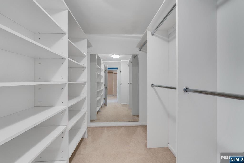 2 Peabody Court 1002