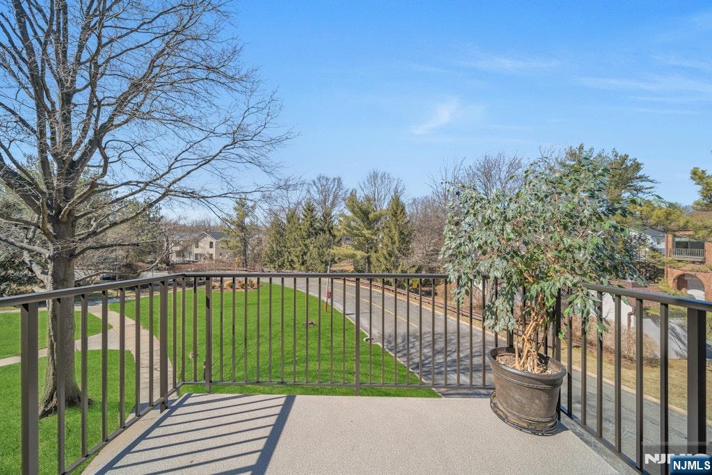 2 Peabody Court 1002