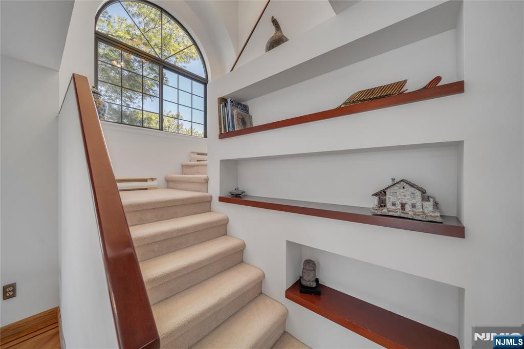 2 Peabody Court 1002